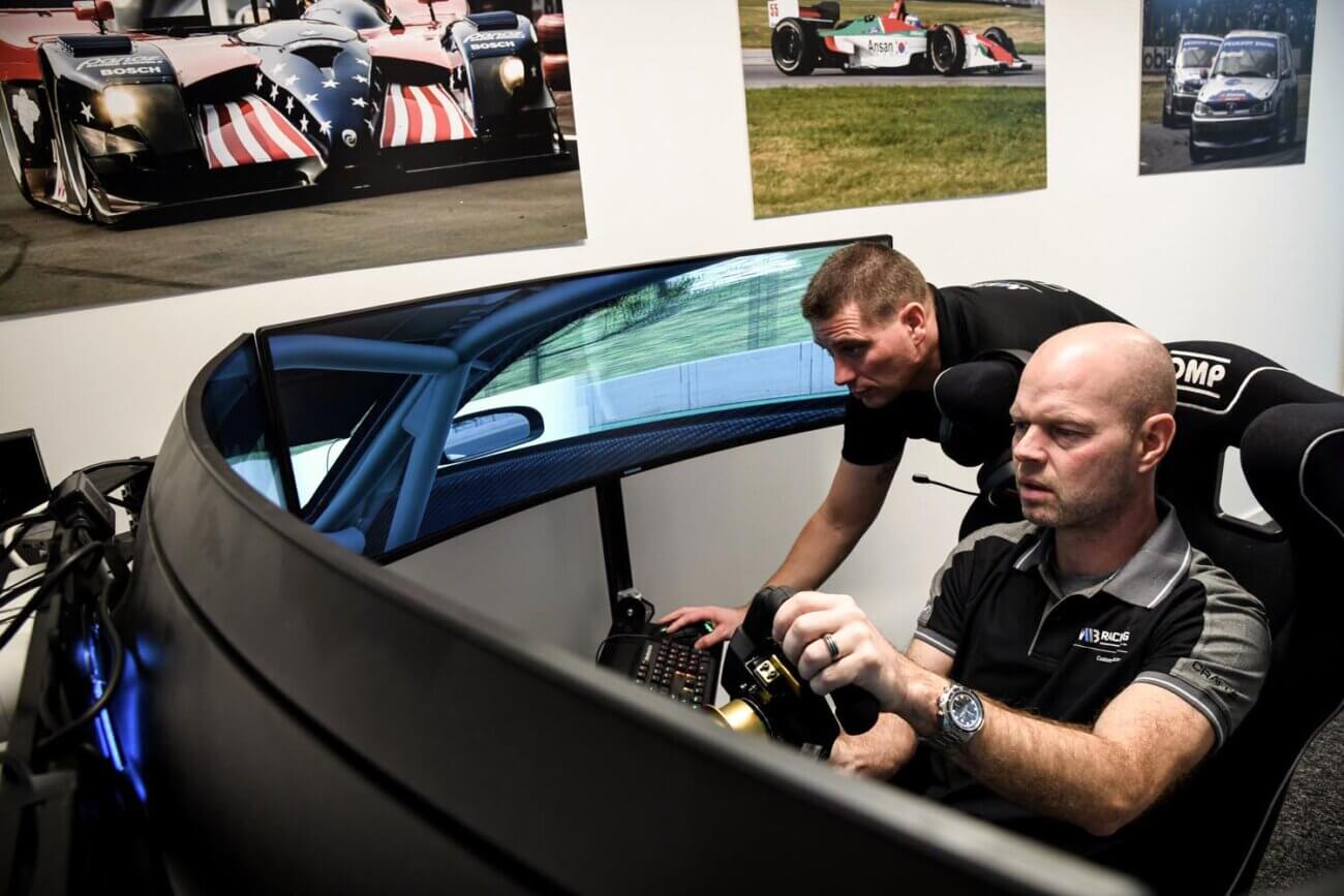 Jan Magnussen er til start i aftenens løb på SPA-Francorchamps i Danish eSport Racing Championship. Foto: MB Racing