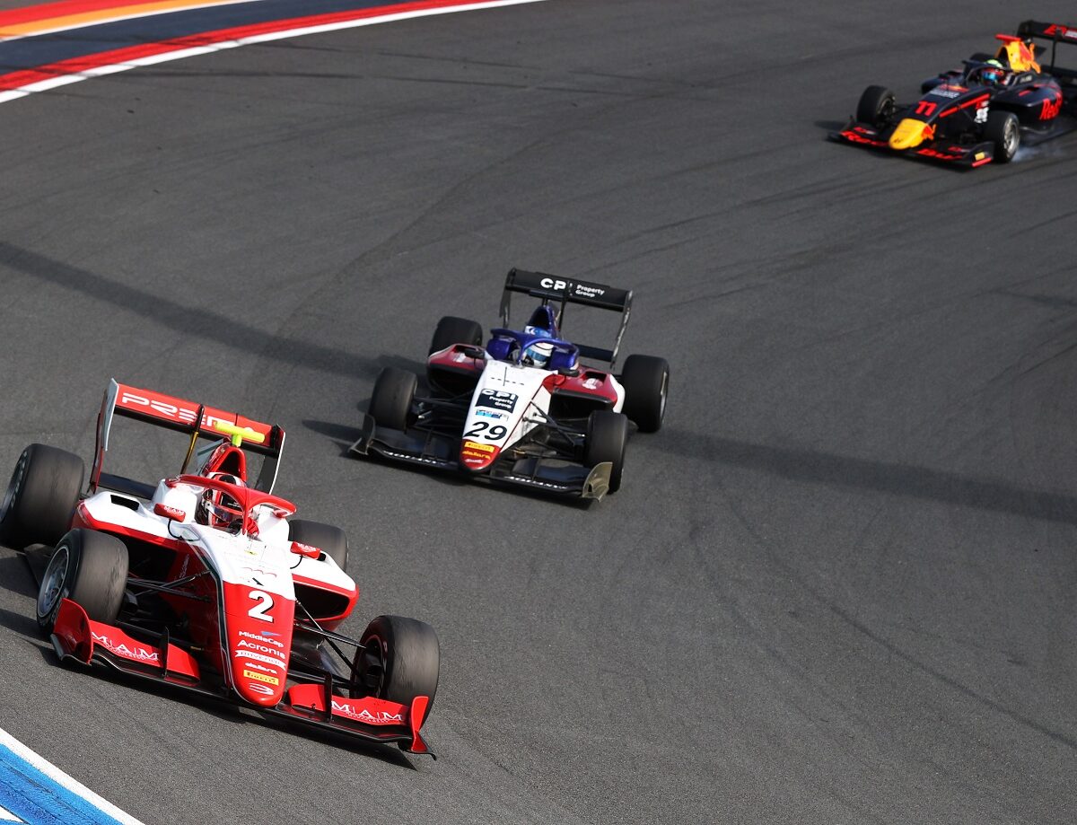 ZANDVOORT, NETHERLANDS - SEPTEMBER 04: Arthur Leclerc of Monaco and Prema Racing (2) leads Logan Sargeant of United States and Charouz Racing System (29) during race 1 of Round 6:Zandvoort of the Formula 3 Championship at Circuit Zandvoort on September 04, 2021 in Zandvoort, Netherlands. (Photo by Clive Rose - Formula 1/Formula Motorsport Limited via Getty Images)
