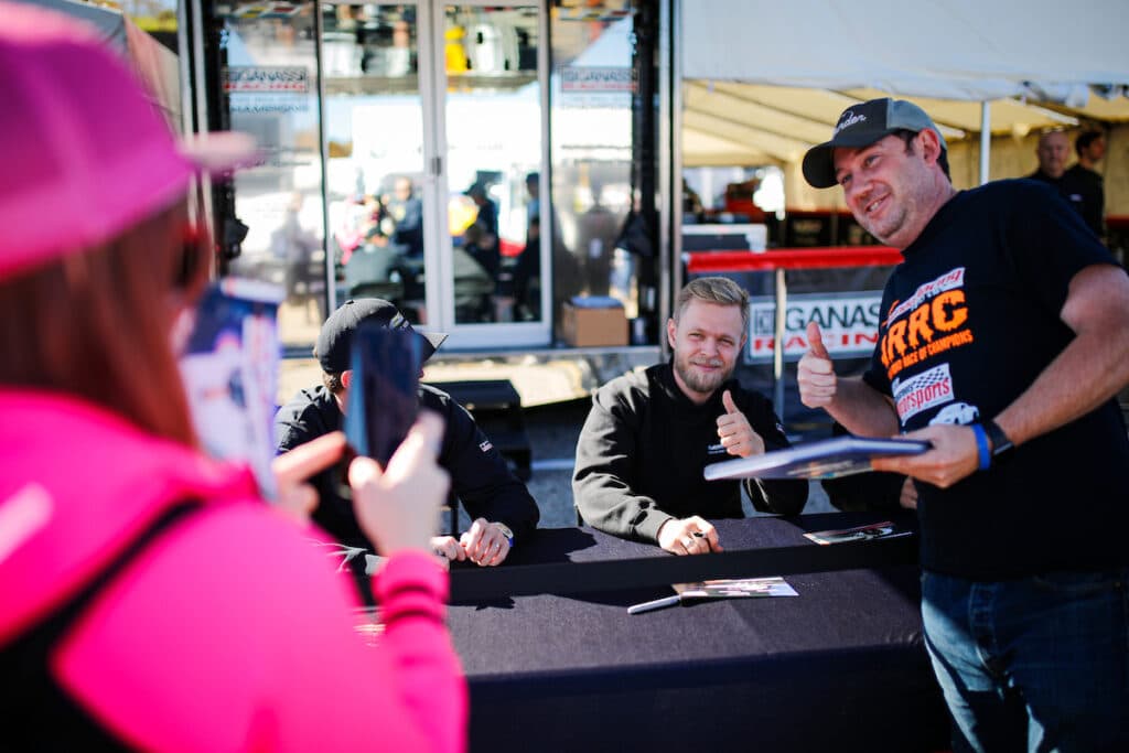 #01: Cadillac Chip Ganassi Racing Cadillac DPi, DPi: Renger van der Zande, Kevin Magnussen, Scott Dixon, Paddock, Fans, Autograph Session