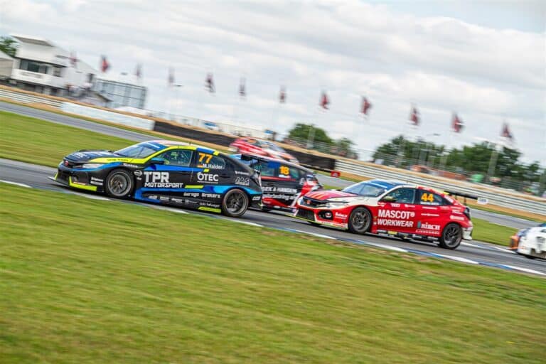 TCRNightrace (1)