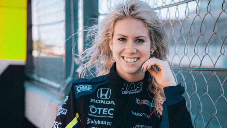 Svenske TPR Motorsport har til årets finale forstærket sig med en tredje bil, som køres af Michelle Halder. Michelle slår normalt sine folder i TCR Europe, men i denne weekend stiller Michelle op side om side med bror Mike Halder, mens Anton Bergstrøm fuldender Honda-trioen.