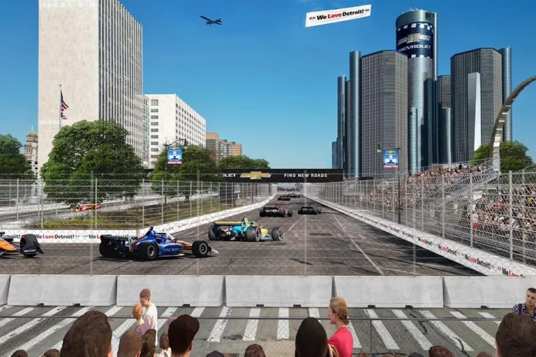 debris-fences-for-detroit-rend