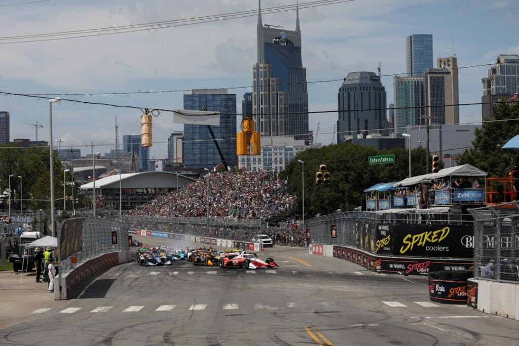 Starten på Big Machine Music City Grand Prix. Foto: Travis Hinkle/Penske Entertainment