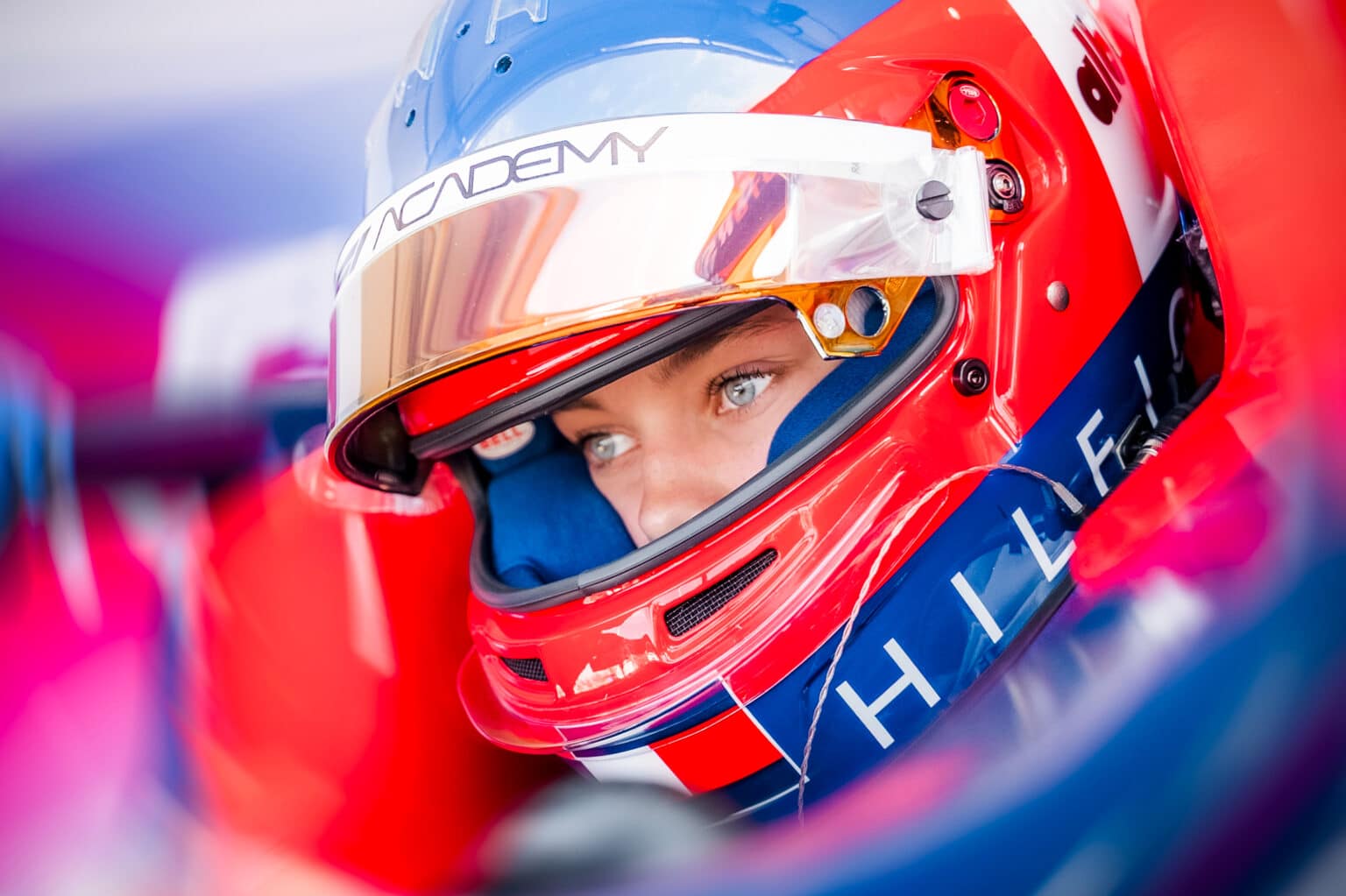 Alba Larsen scorede point