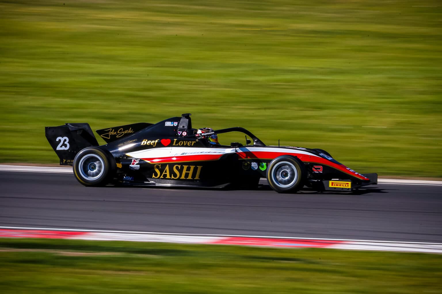 Foto: Lewis Brown