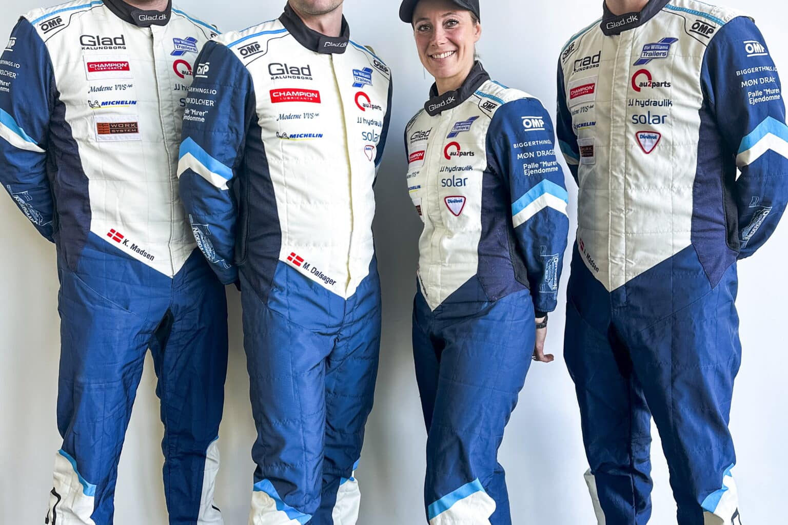 Team-Glads-2025-mandskab-fv-Kenneth-Madsen-Mads-Dalsgager-Line-Nedergaard-og-Jacob-Madsen-foto-Glad-Sport.jpg
