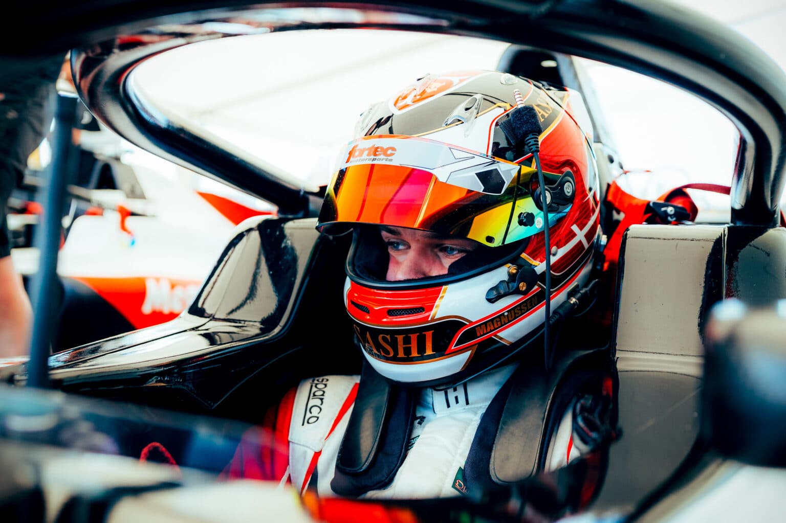 2025 04 luca magnussen gb4 r2 silverstone 9