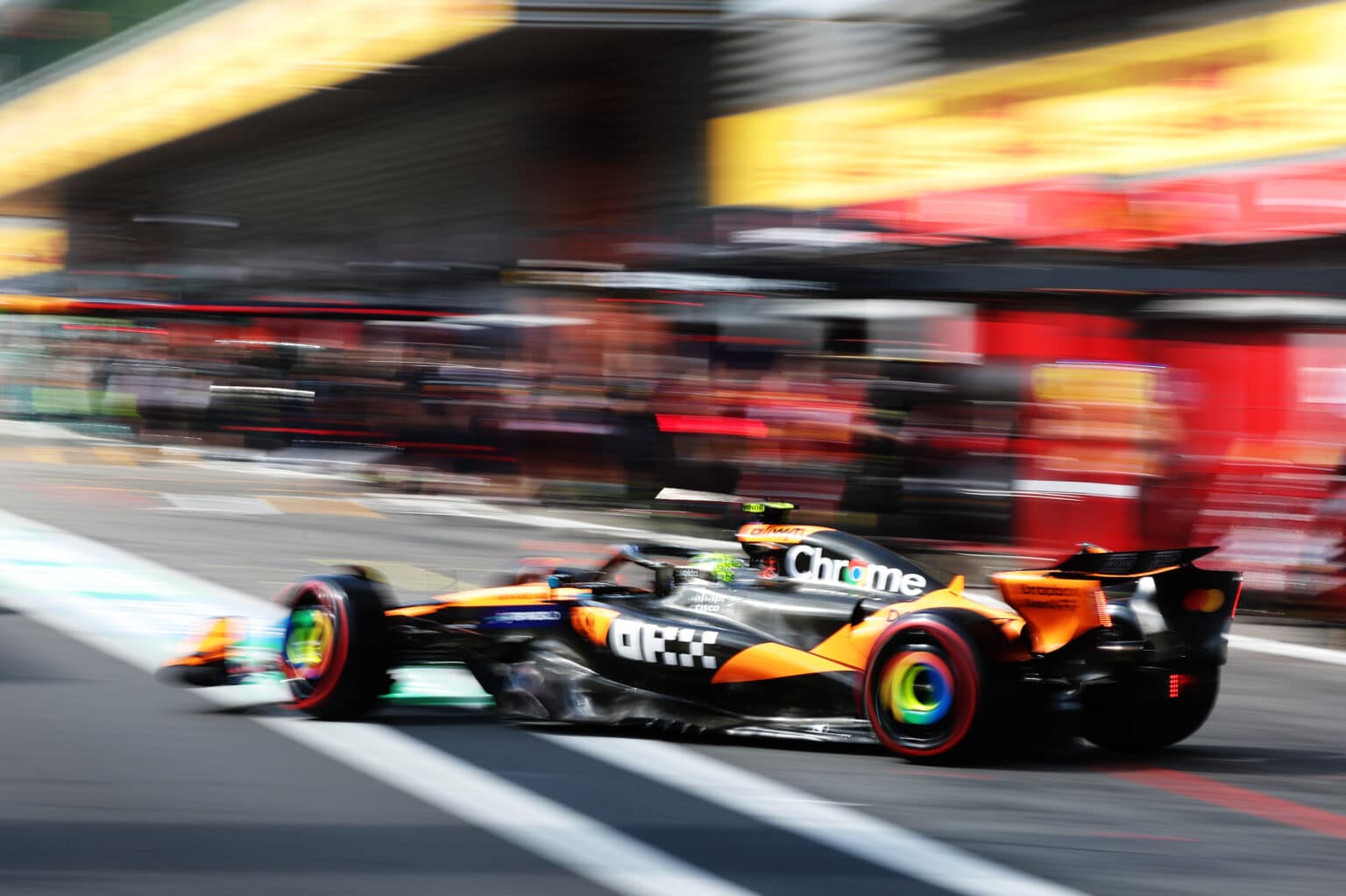 SPA, BELGIUM - JULY 26: Lando Norris of Great Britain driving the (4) McLaren MCL39 Mercedes leaves the garage during qualifying ahead of the F1 Grand Prix of Belgium at Circuit de Spa-Francorchamps on July 26, 2025 in Spa, Belgium. (Photo by Sam Bloxham/LAT Images)