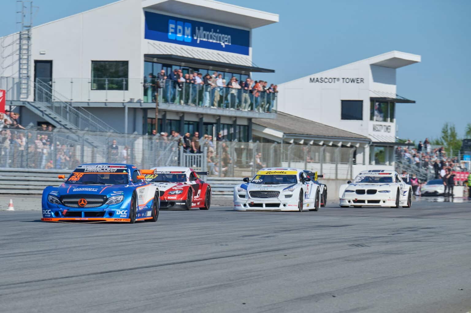 25-Super-GT-racere-ruller-i-weekenden-ind-paa-FDM-Jyllandsringen-foto-Stumpphoto.jpg