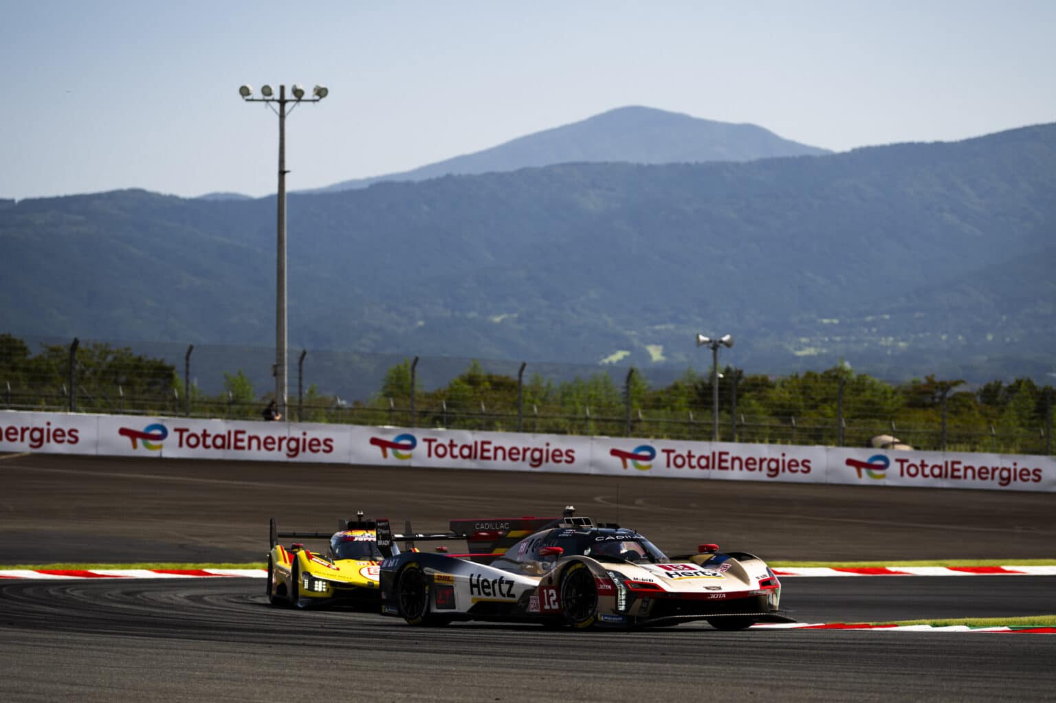12 LYNN Alex (gbr), NATO Norman (fra), STEVENS Will (gbr), Cadillac Hertz Team Jota, Cadillac V-Series.R #12, Hypercar, action during the 6 Hours of Fuji 2025, 7th round of the 2025 FIA World Endurance Championship, from September 26 to 28, 2025 on the Fuji Speedway in Oyama, Shizuoka, Japan - Photo Fabrizio Boldoni / DPPI