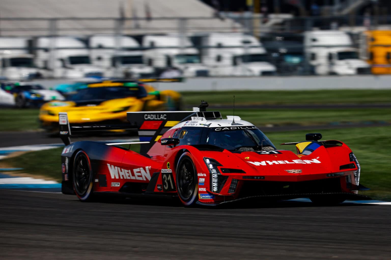 #31: Cadillac Whelen, Cadillac V-Series.R, GTP: Jack Aitken, Earl Bamber, Frederik Vesti. Foto: IMSA / Jake Galstad