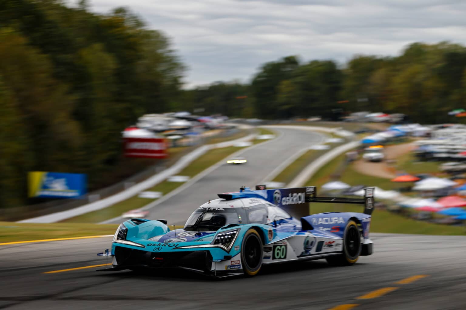 #60: Acura Meyer Shank Racing w/Curb Agajanian, Acura ARX-06, GTP: Tom Blomqvist, Colin Braun, Scott Dixon. Foto: IMSA / Jake Galstad