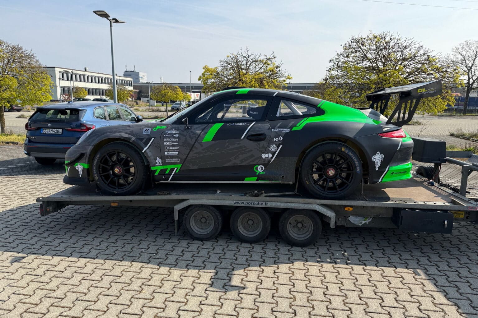 Den-tidligere-ejer-har-koert-300-proevekilometer-i-Porschen-efter-ombygningen-til-rallybrug.jpg