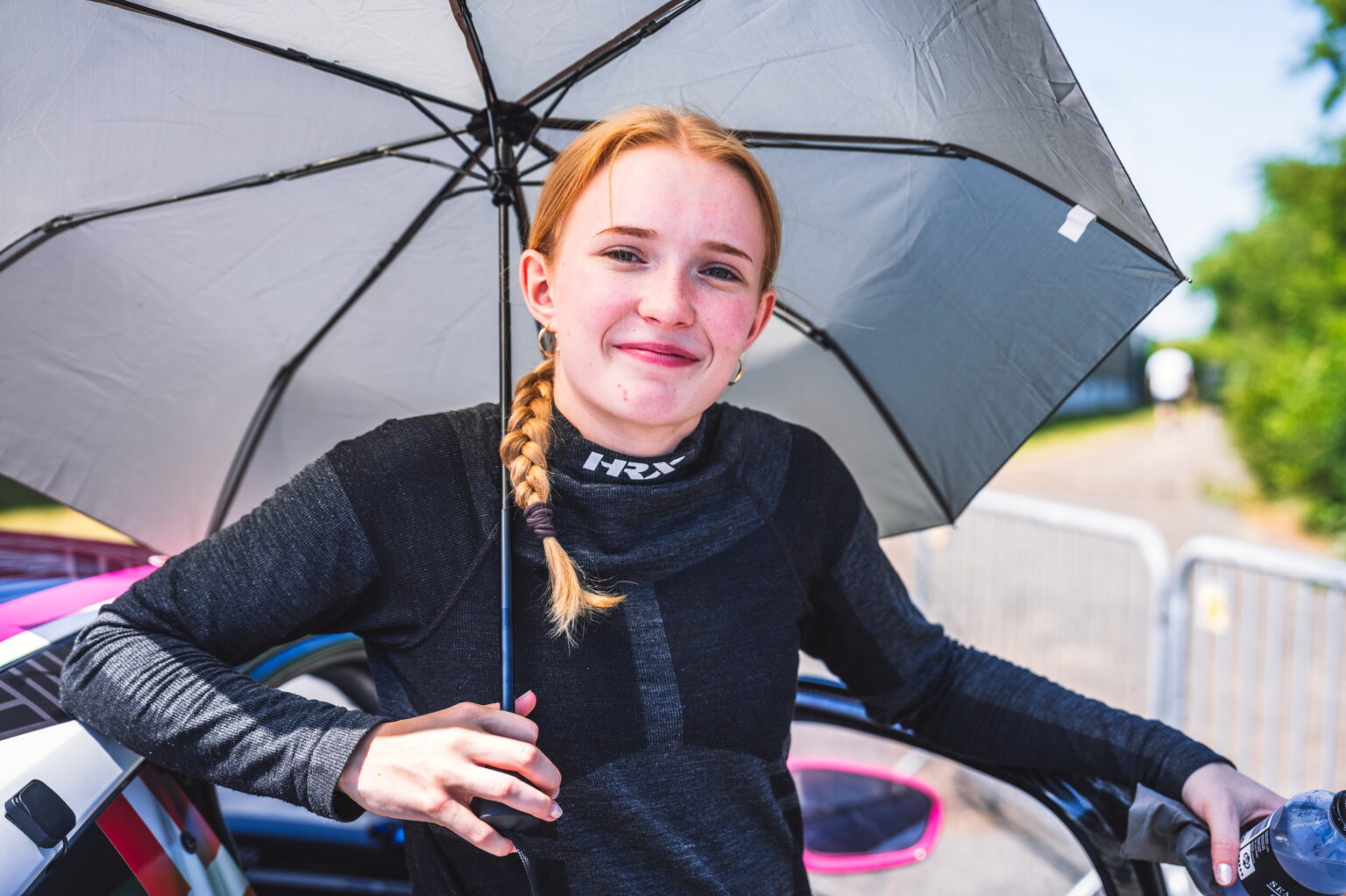 Udover-at-det-var-vanvittigt-varmt-havde-jeg-igen-problemer-med-bilen-siger-Laerke-Roenn-foto-A1-Work.jpg