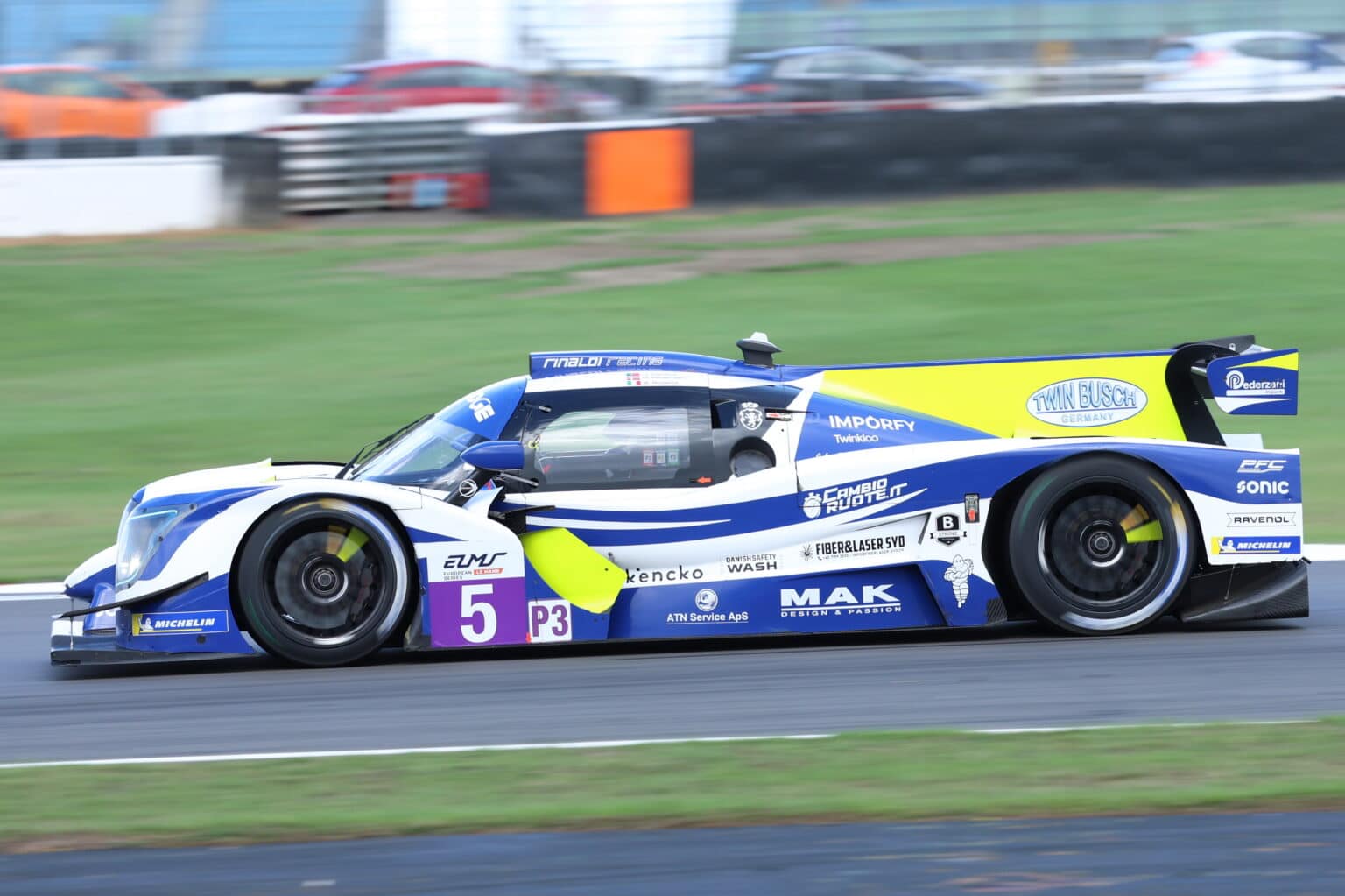 Onsdagens-test-for-Mikkel-Gaarde-Pedersen-i-ELMS-bilen-var-god-foto-JJ-Media.JPG